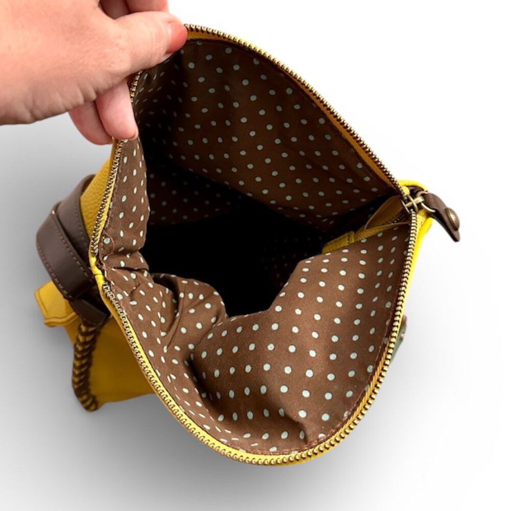 🌼🐦 Chala Charming Hummingbird Crossbody Bag – Vegan Leather 🐦🌼 - Picture 4 of 6